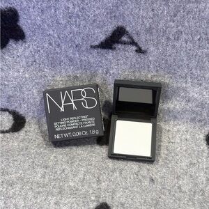 NARS setting powder travel size 1.8g